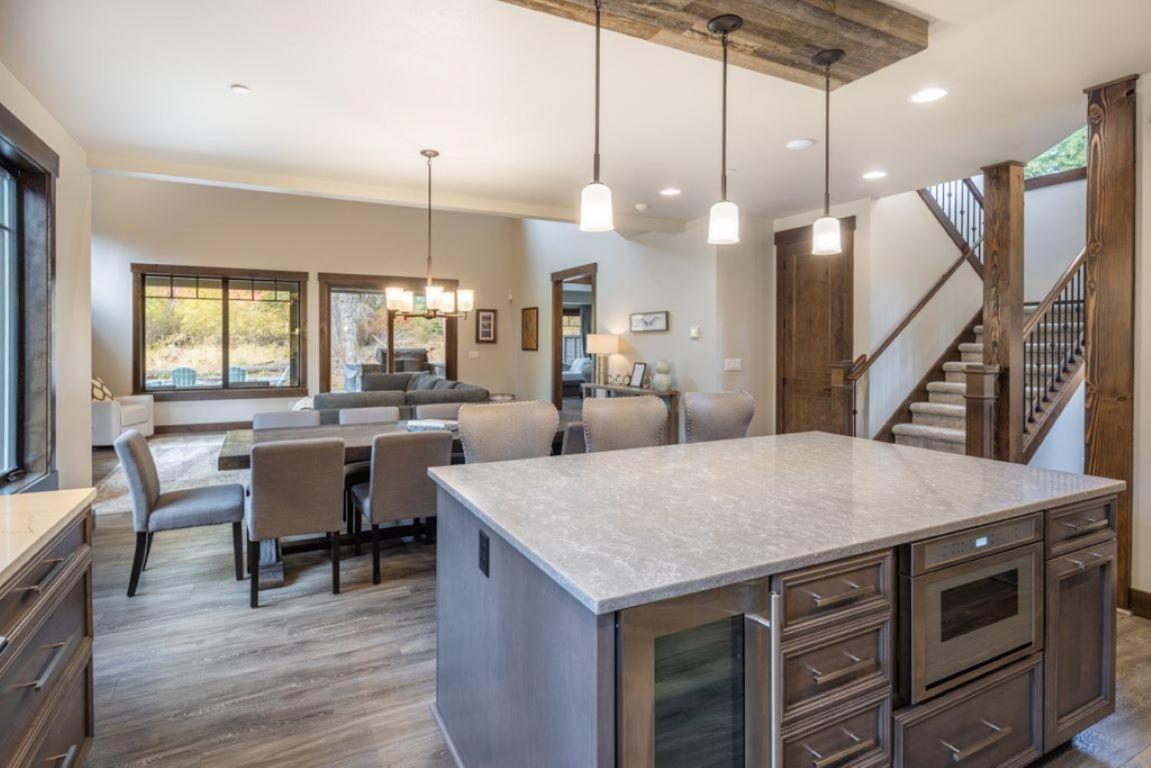 Suncadia 4 Bdrm Home Beautiful Floor To Ceiling Fireplace Кле-Элум Экстерьер фото